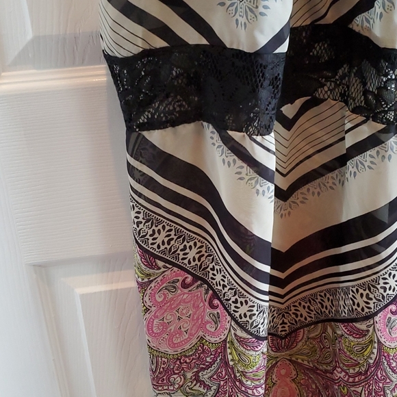 ADORABLE CORSETED MAXI DRESS! SZ S - Picture 3 of 10